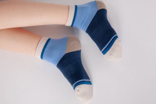 Oakiwear Kids Merino Wool Socks Hiking Outdoor, Mini-Crew Blue